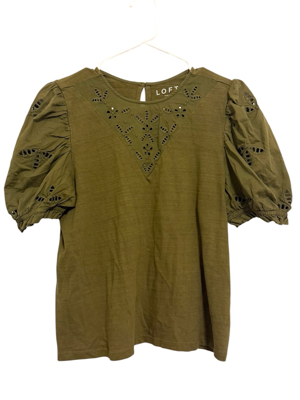 2/$30 LOFT Olive Green Eyelet Puff Sleeve Cotton Top Size Small